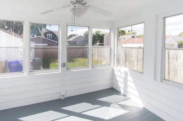 $324,900 | 7208 33rd Avenue, Kenosha, WI 53142