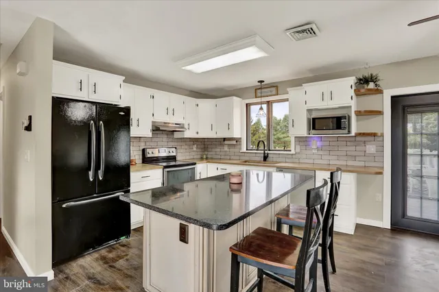 $310,000 | 116 Sonday Drive, Bernville, PA 19506