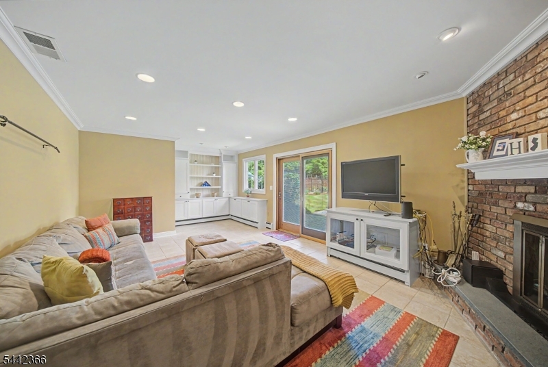 28 Lyonsville Road Boonton, NJ 07005 - Photo 21 of 47