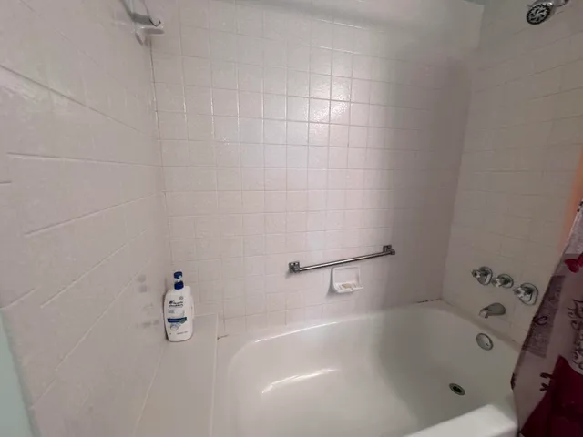 $2,100 | 3676 Alder Drive, Unit E1, West Palm Beach, FL 33417