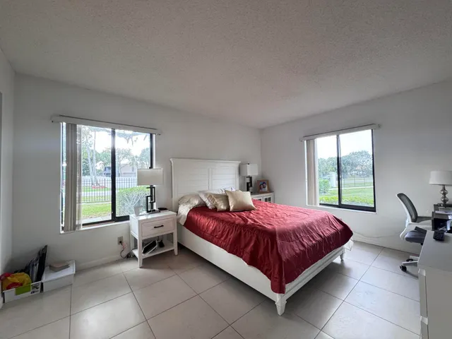 $2,100 | 3676 Alder Drive, Unit E1, West Palm Beach, FL 33417
