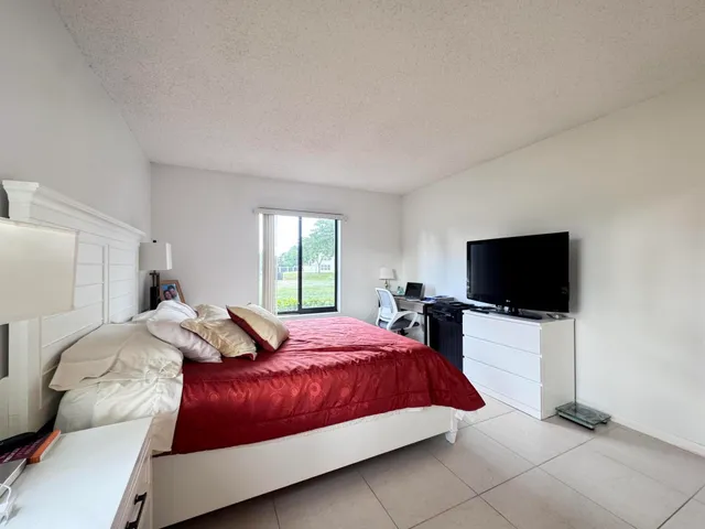 $2,100 | 3676 Alder Drive, Unit E1, West Palm Beach, FL 33417