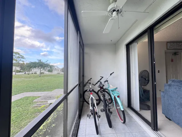 $2,100 | 3676 Alder Drive, Unit E1, West Palm Beach, FL 33417