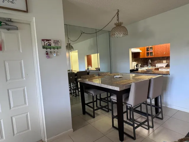 $2,100 | 3676 Alder Drive, Unit E1, West Palm Beach, FL 33417