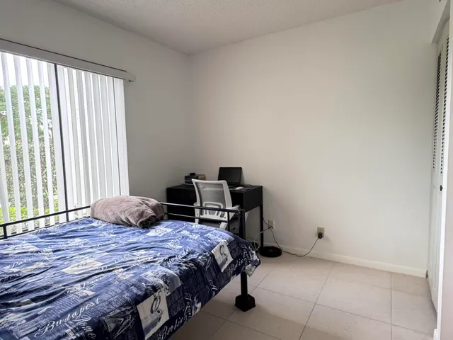$2,100 | 3676 Alder Drive, Unit E1, West Palm Beach, FL 33417