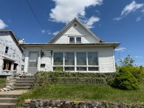 $99,000 | 105 Wood Street, Three Rivers, MI 49093