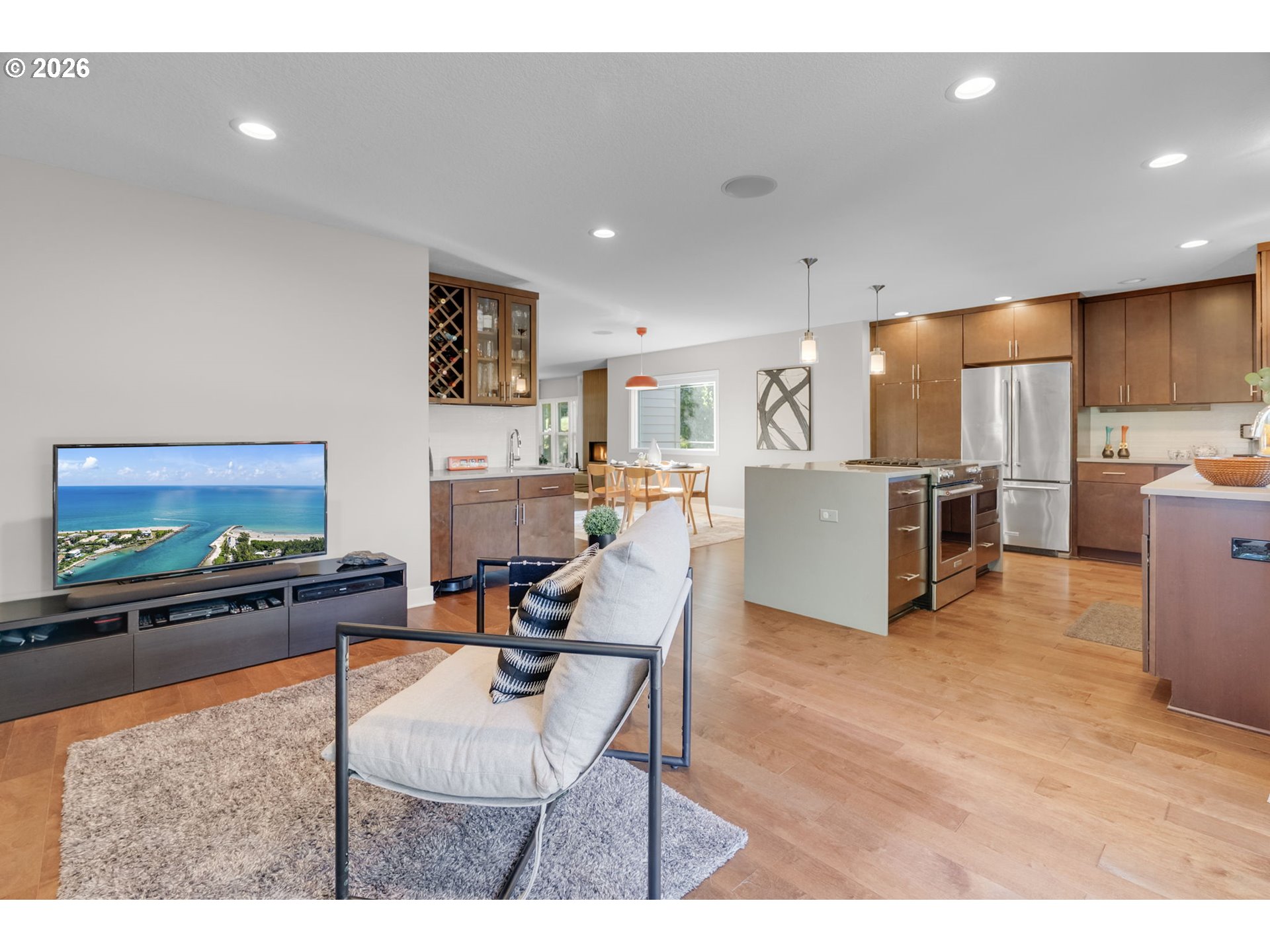 2104 Southwest Lowa Street Portland, OR 97239 - Photo 11 of 23