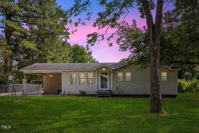 $199,999 | 1031 Old US Highway 421, Lillington, NC 27546