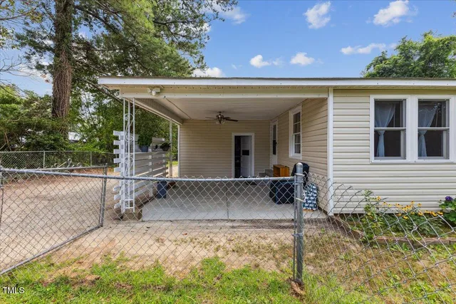 $190,000 | 1031 Old US Highway 421, Lillington, NC 27546