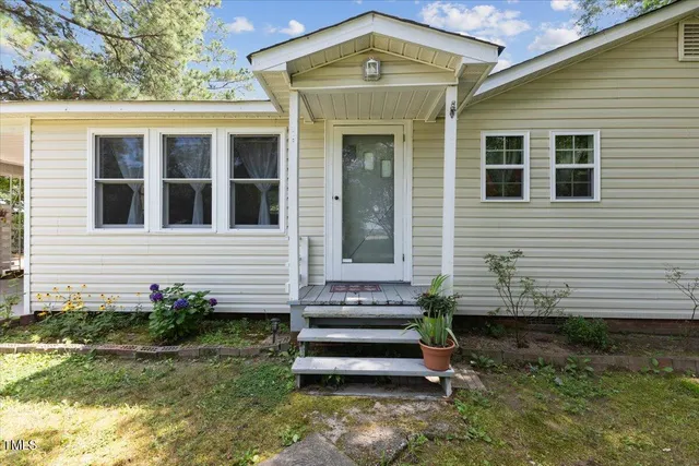 $190,000 | 1031 Old US Highway 421, Lillington, NC 27546