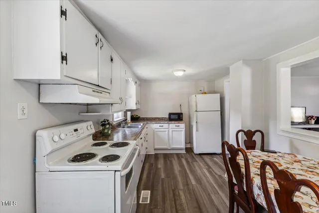 $190,000 | 1031 Old US Highway 421, Lillington, NC 27546