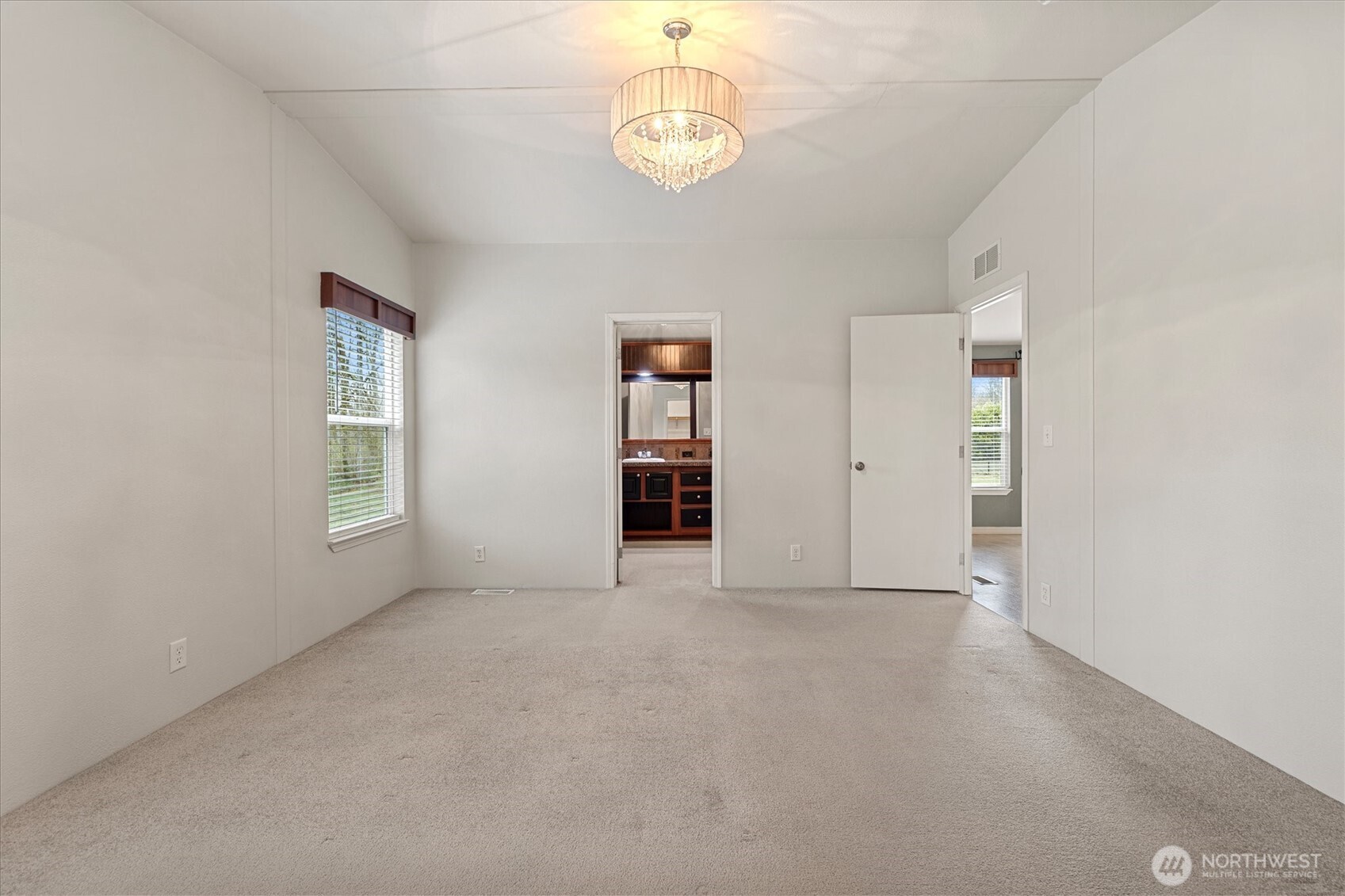 37273 Cape Horn Road Sedro-Woolley, WA 98284 - Photo 16 of 40