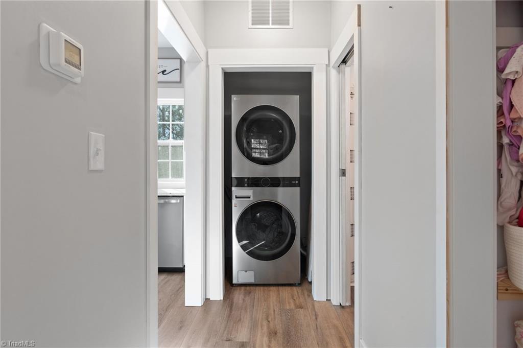 170 North Barons Road Clemmons, NC 27012 - Photo 9 of 14