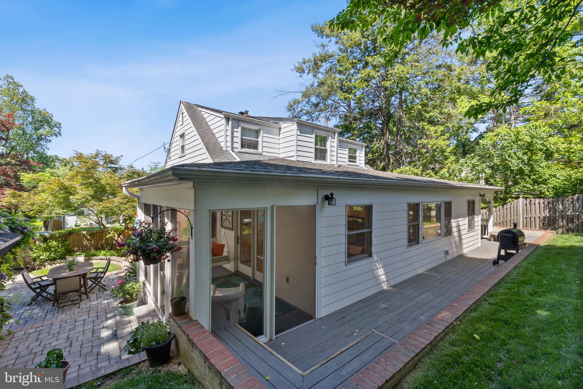 4711 Edgefield Road Bethesda, MD 20814 - Photo 43 of 48 Gallery Image 43