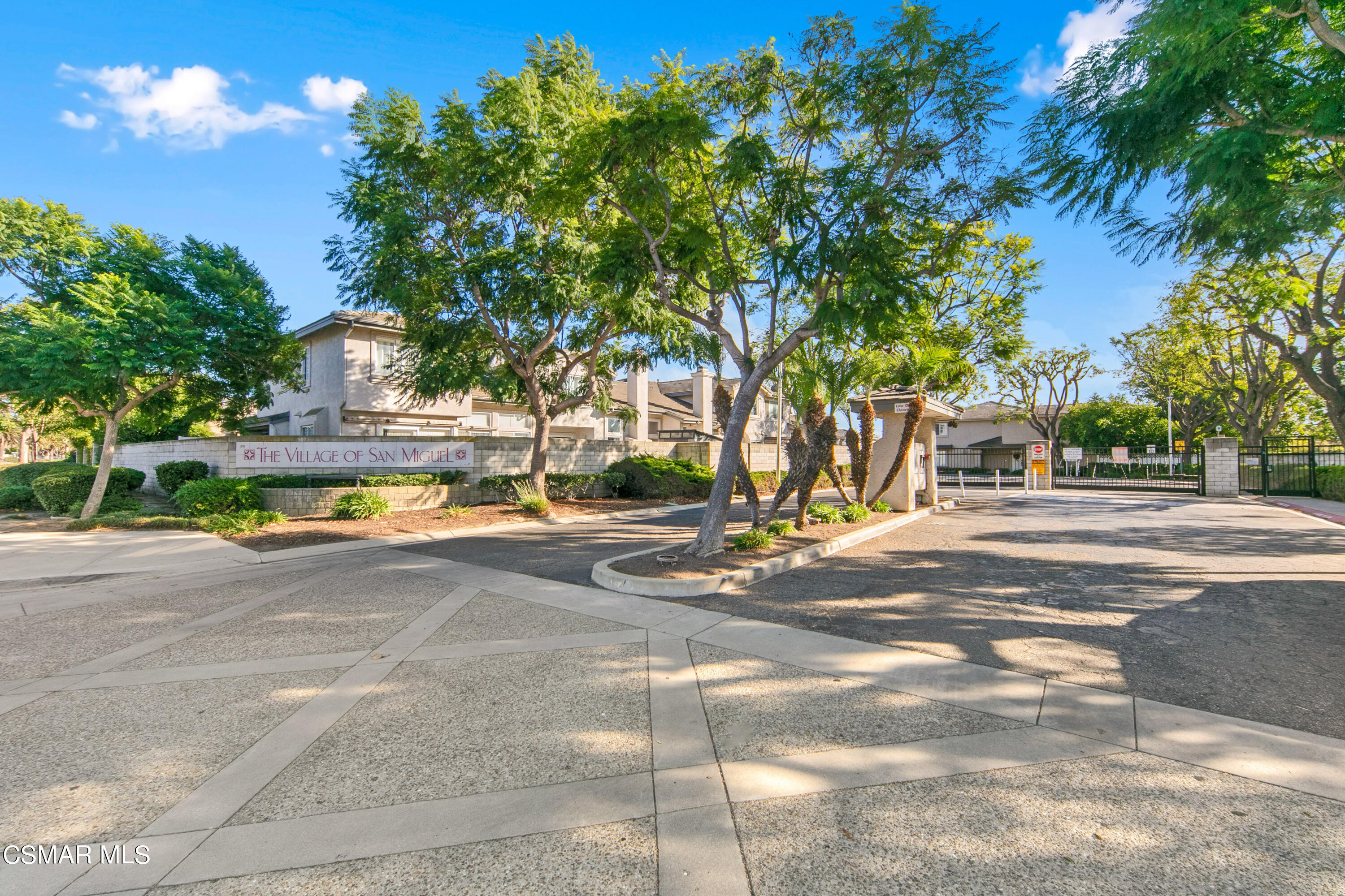 517 Orilla Walk Oxnard, CA 93030 - Photo 3 of 50 5DSR8501