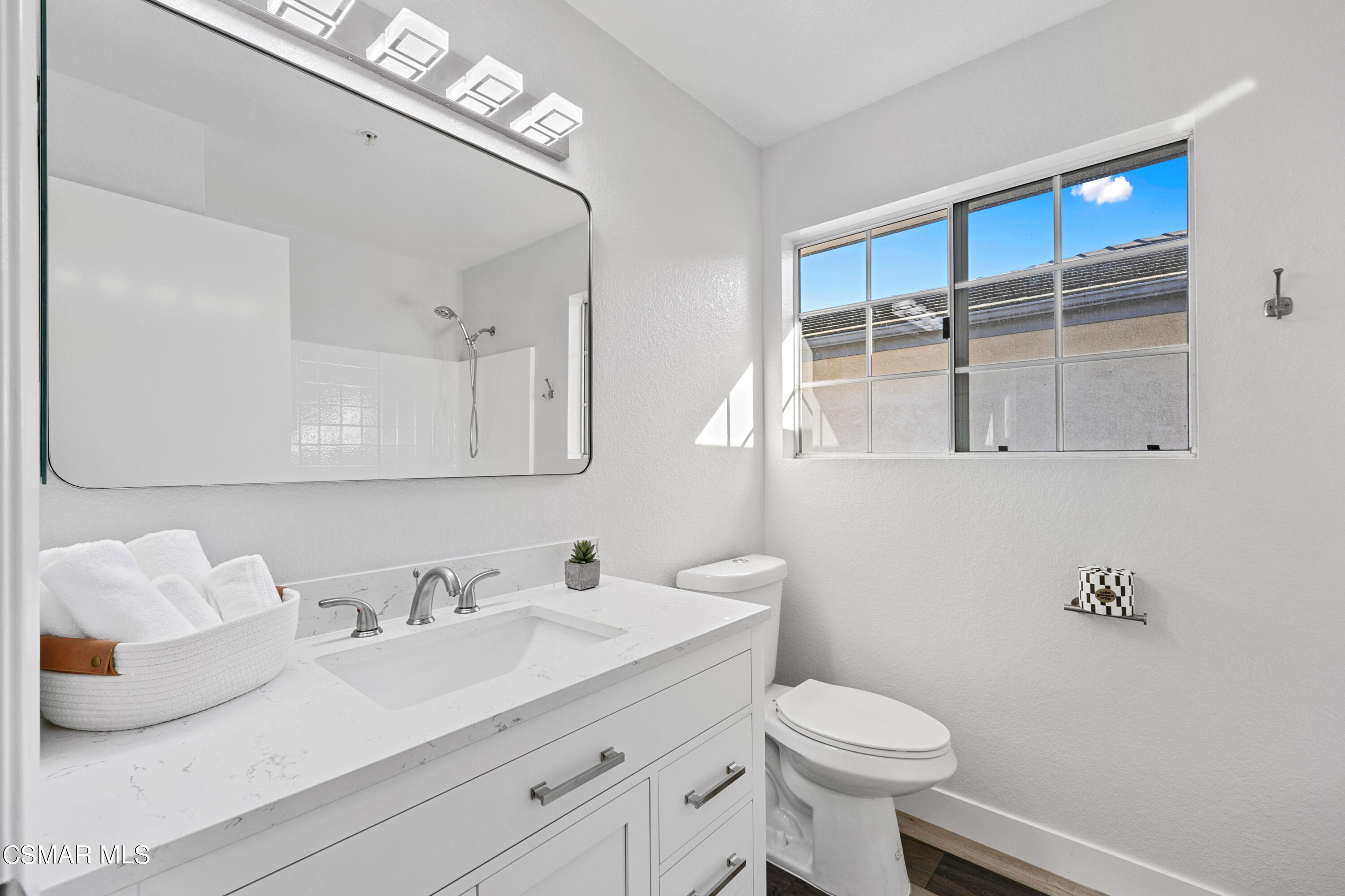 517 Orilla Walk Oxnard, CA 93030 - Photo 38 of 50 5DSR8417