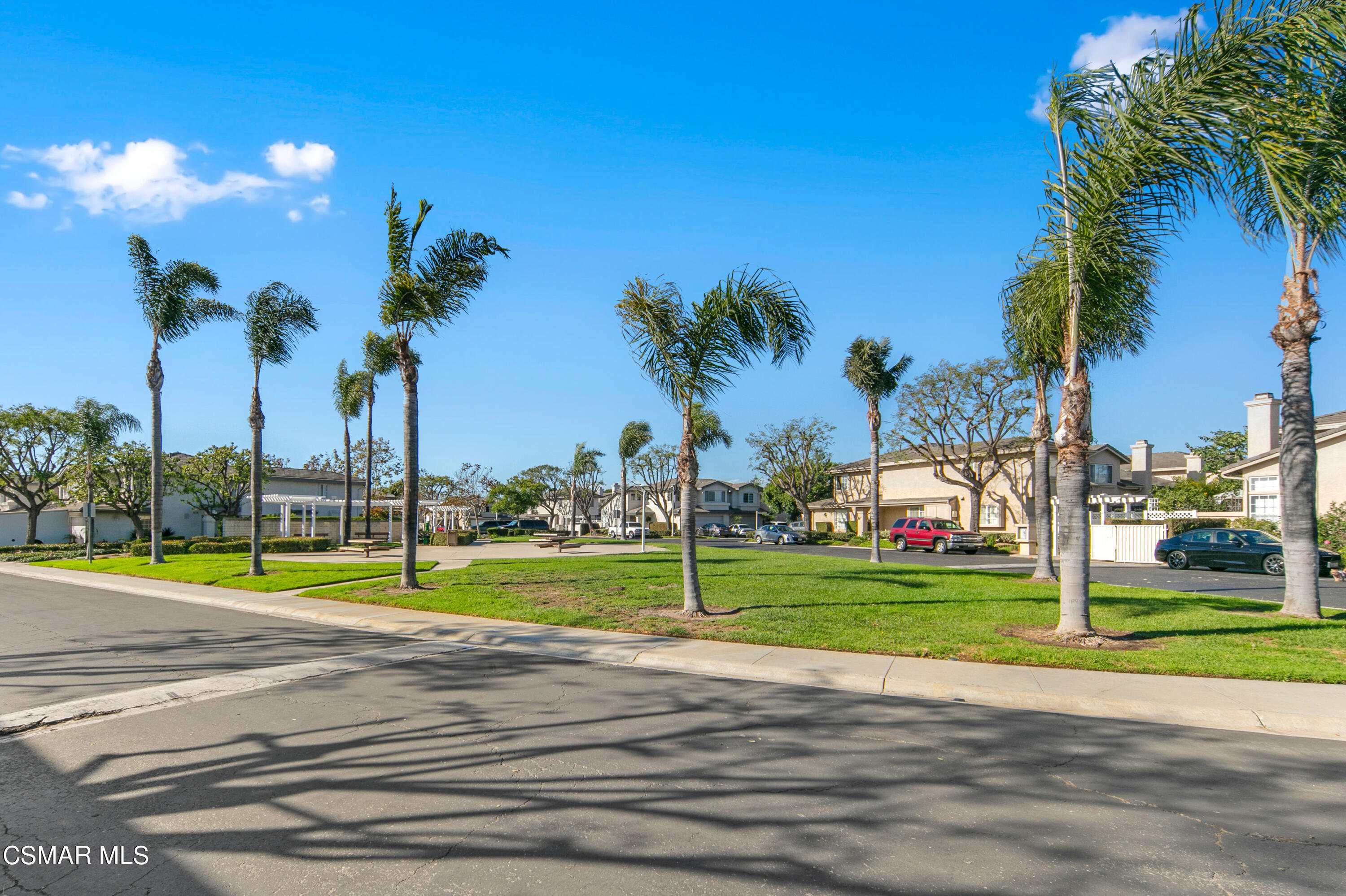 517 Orilla Walk Oxnard, CA 93030 - Photo 44 of 50 5DSR8481