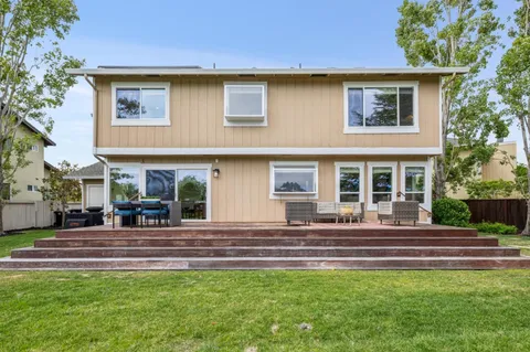 $3,149,413 | 640 Marlin Court, Redwood Shores, CA 94065