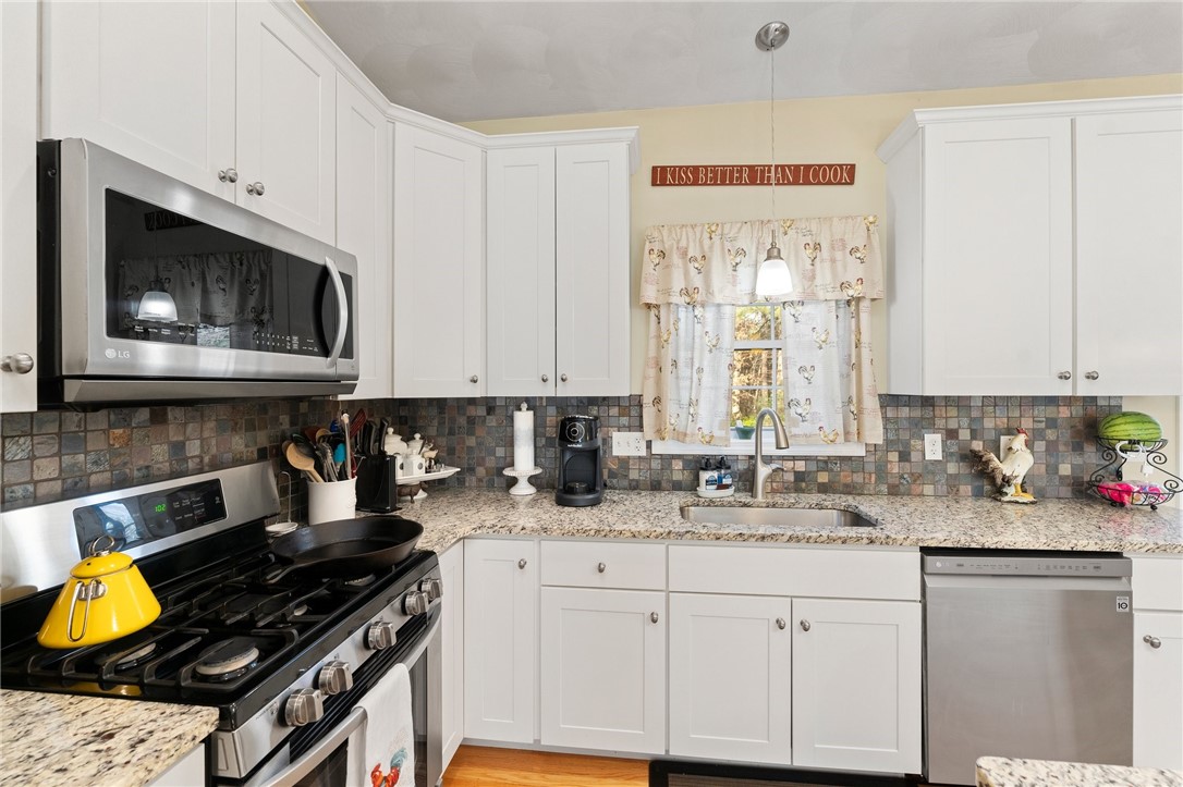 645 Ten Rod Road Exeter, RI 02822 - Photo 4 of 42