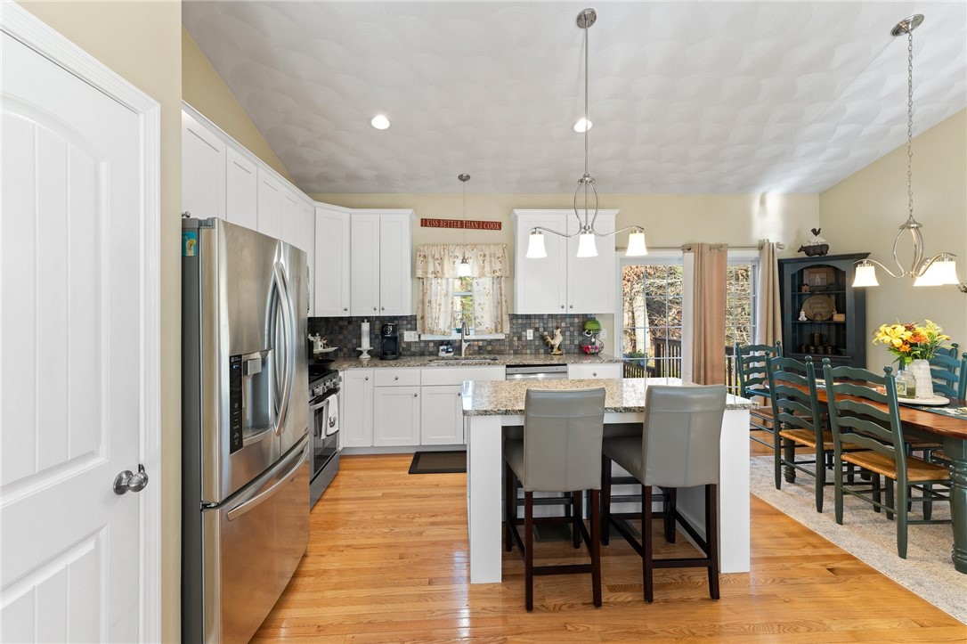 645 Ten Rod Road Exeter, RI 02822 - Photo 8 of 42