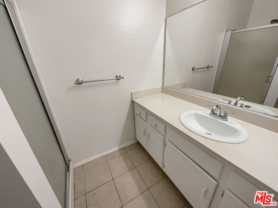 31361 The Old Road, Unit A Castaic, CA 91384 - Photo 28 of 30 Gallery Image 28