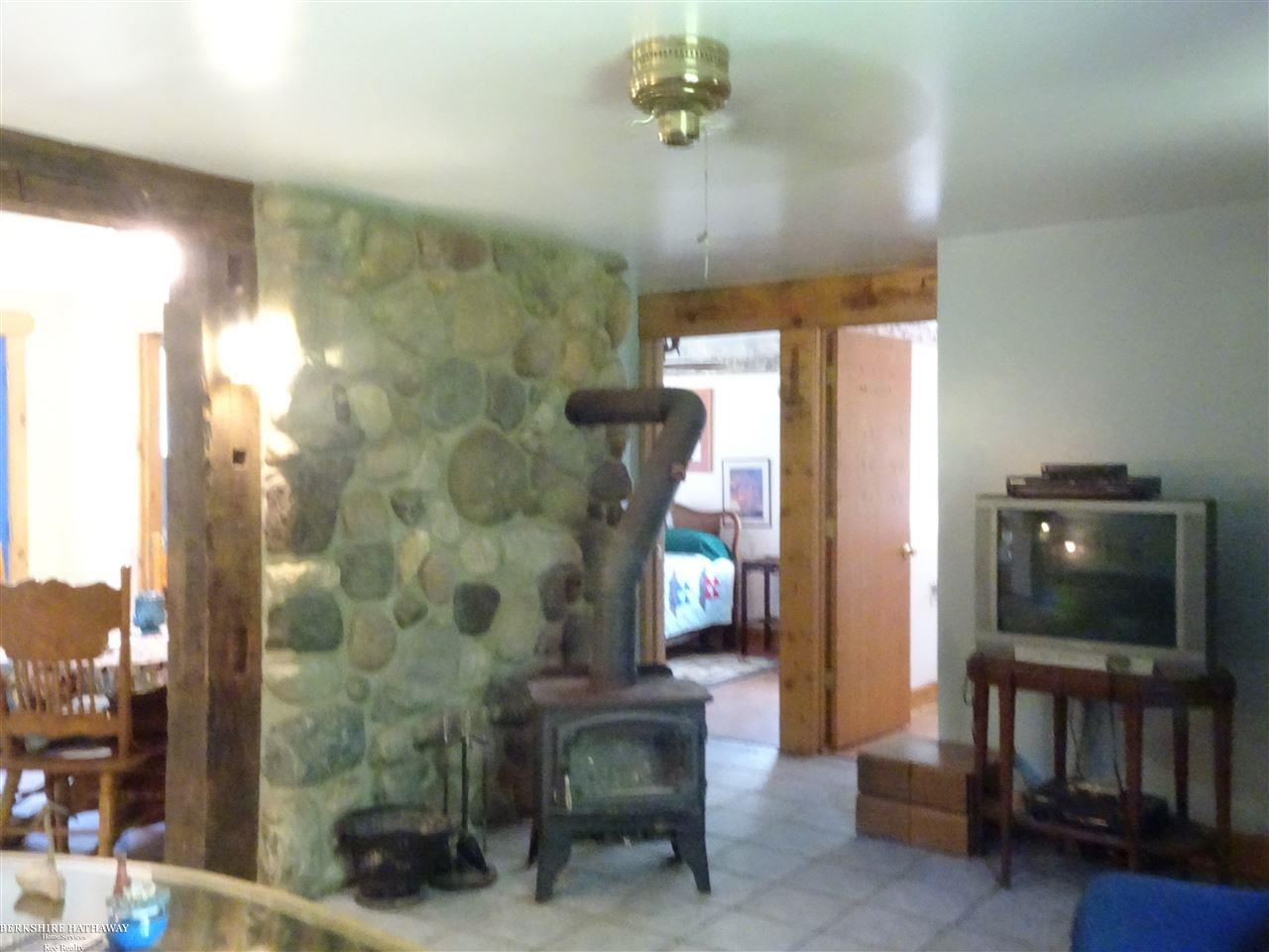 6104 Day Road Carsonville, MI 48419 - Photo 6 of 45 31353332-5.JPG