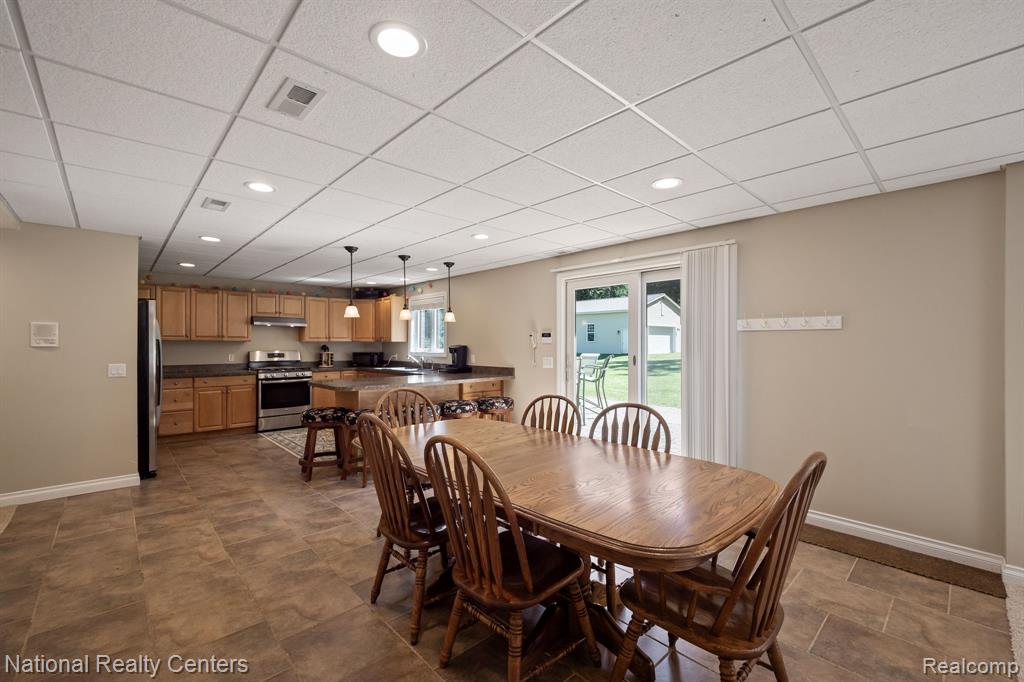 10180 Hadley Road Clarkston, MI 48348 - Photo 31 of 54