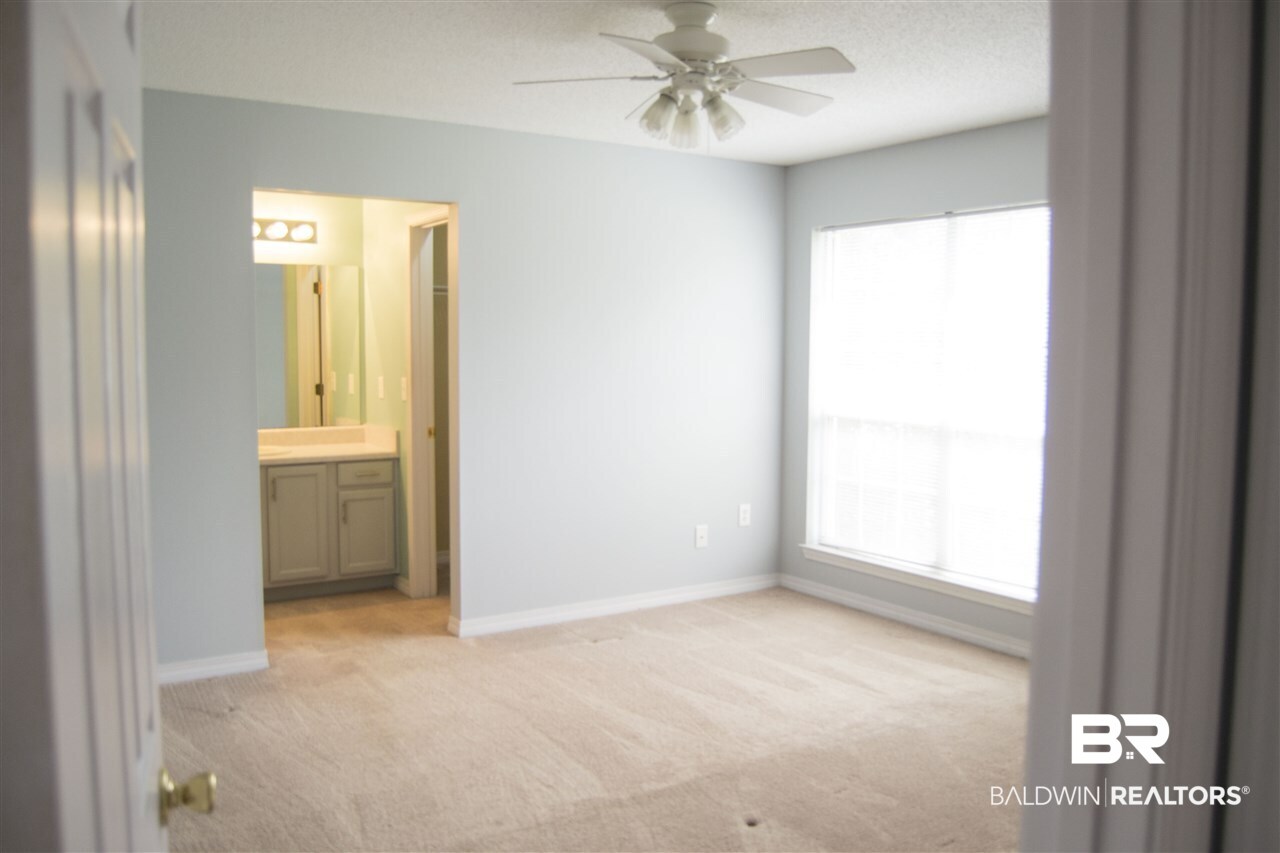 411 Hamilton Boulevard Foley, AL 36535 - Photo 24 of 34