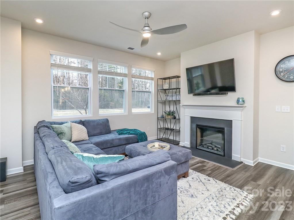 1408 Galloway Road Charlotte, NC 28262 - Photo 5 of 42 Gallery Image 5