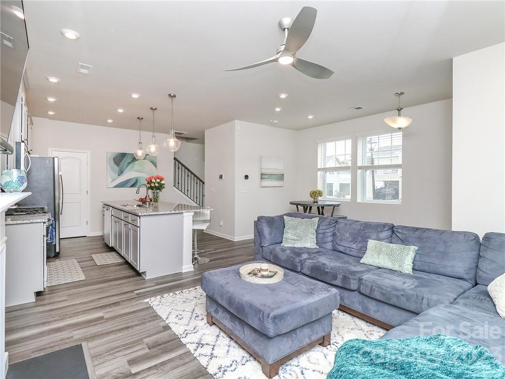 1408 Galloway Road Charlotte, NC 28262 - Photo 7 of 42 Gallery Image 7