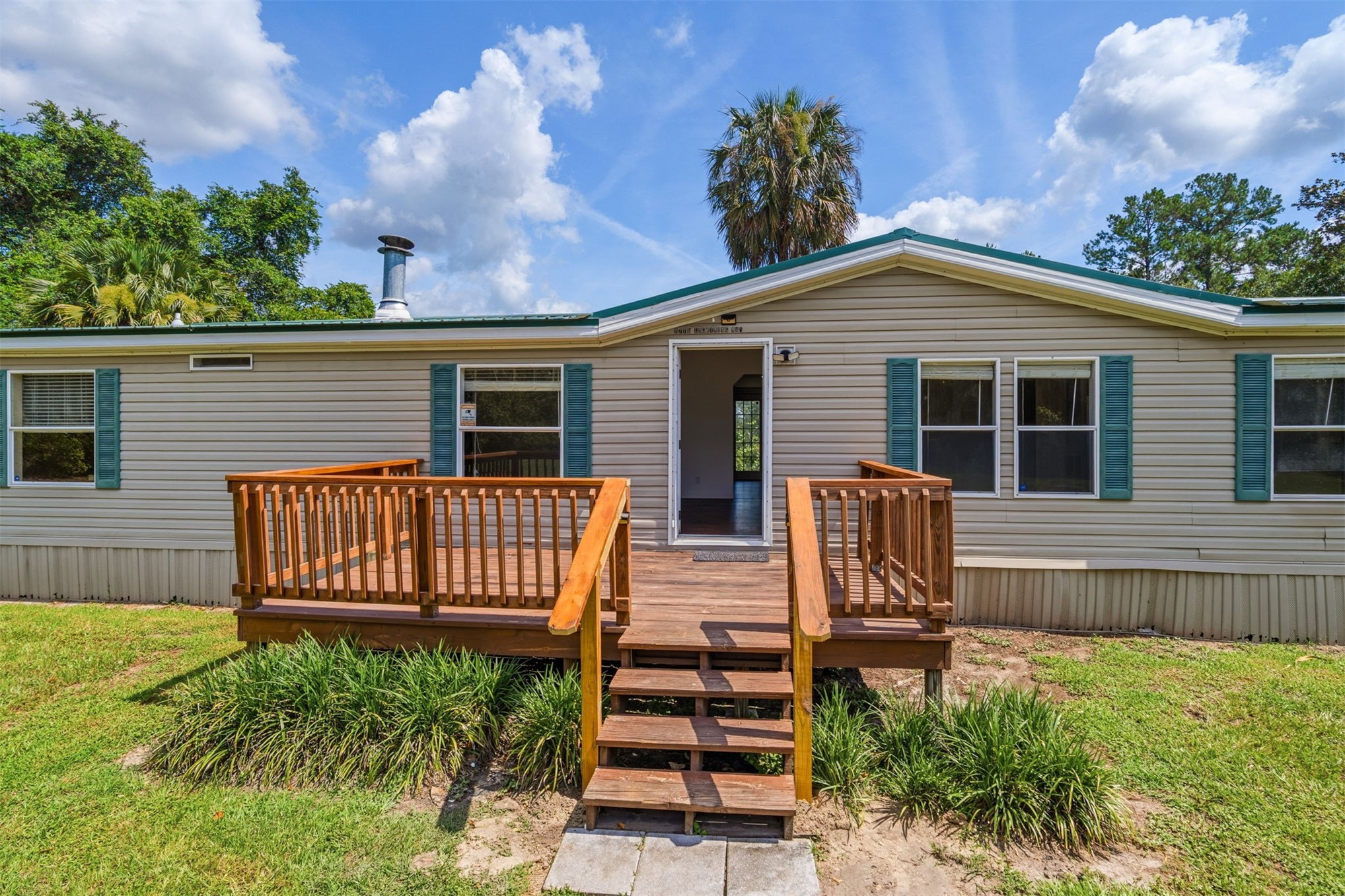 2775 Lightning Way Hilliard, FL 32046 - Photo 8 of 37