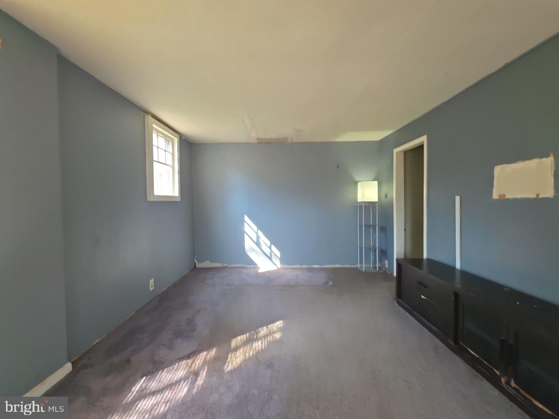 44 Highland Avenue Clementon, NJ 08021 - Photo 16 of 37 a view of an empty room and window