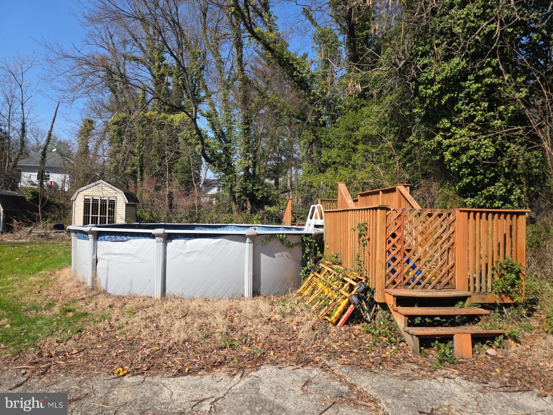 44 Highland Avenue Clementon, NJ 08021 - Photo 9 of 37 a view of outdoor space with garden