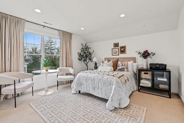 $1,325,000 | 7 Allison Way, Unit 7, Natick, MA 01760