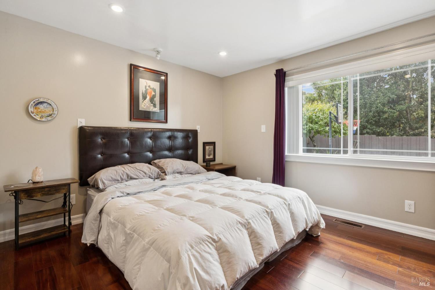 10 North Knoll Road Mill Valley, CA 94941 - Photo 29 of 43 Gallery Image 29