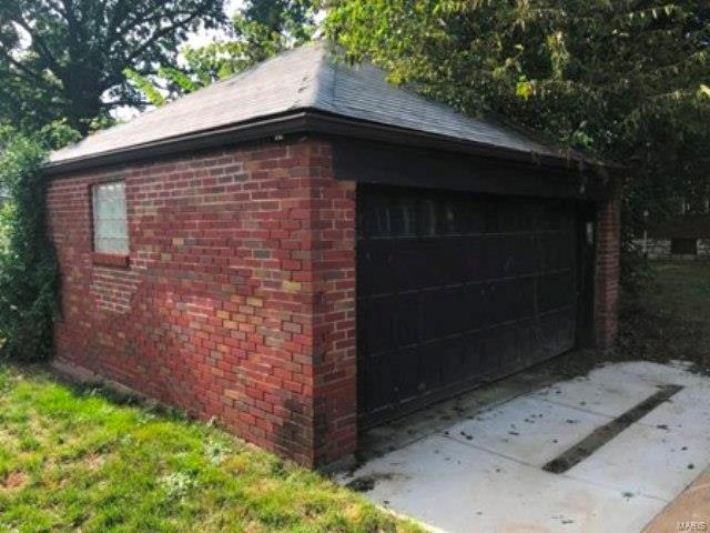3000 Ridgeview Drive St. Louis, MO 63121 - Photo 3 of 23 Gallery Image 3