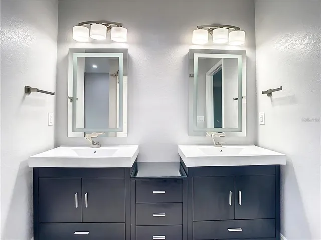 $830,000 | 2253 Malachite Drive, Lakeland, FL 33810