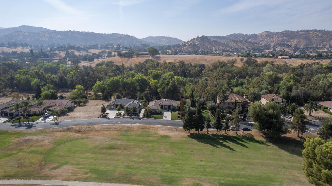 32867 Riverside Drive Springville, CA 93265 - Photo 5 of 22 617C479C-F190-4EE5-ADF2-AAB9B6733B82