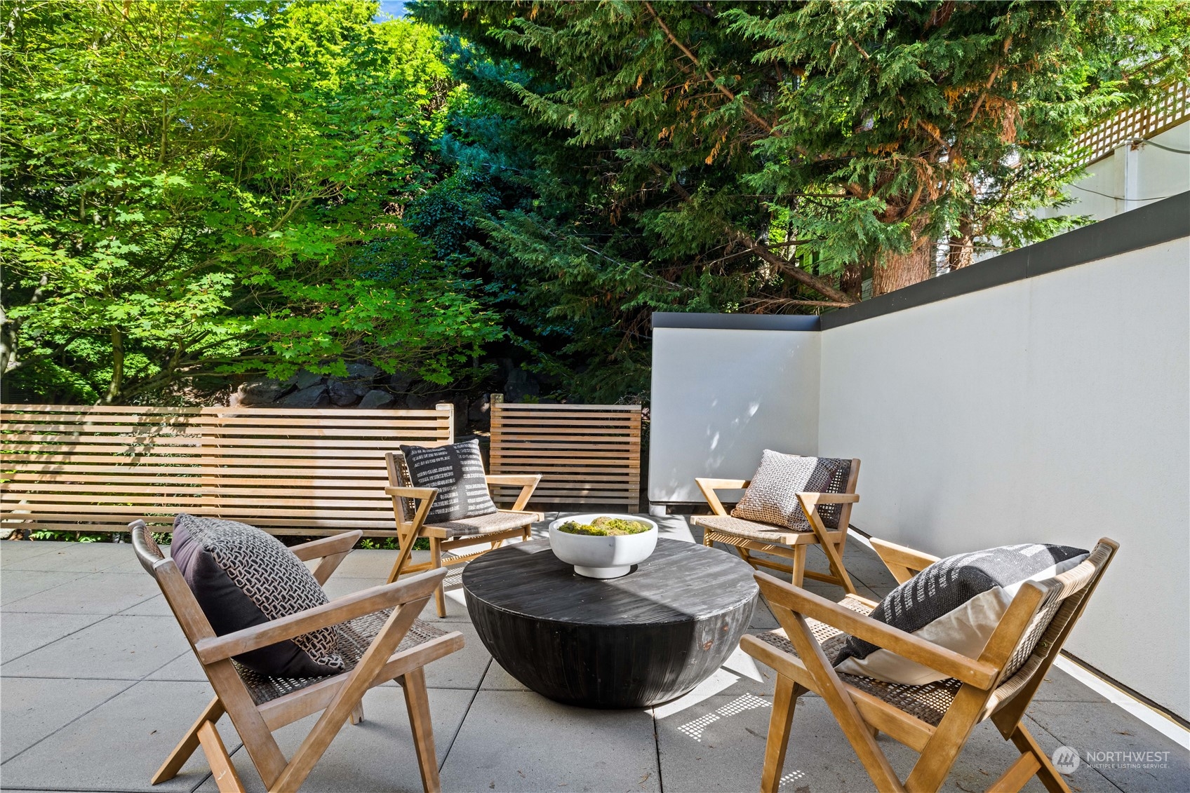 116 Prospect Street Seattle, WA 98109 - Photo 22 of 40