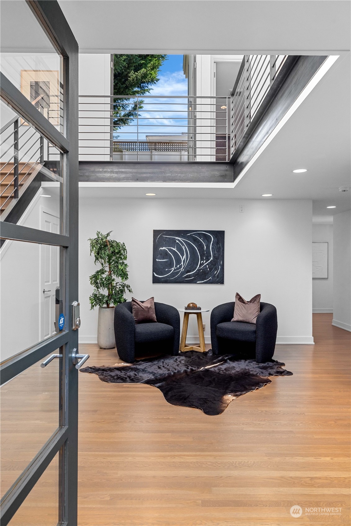 116 Prospect Street Seattle, WA 98109 - Photo 3 of 40