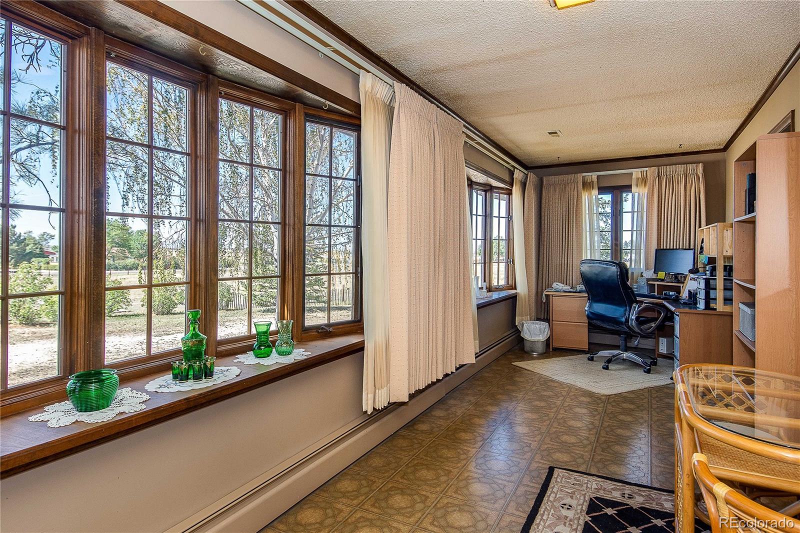 860 South Split Rock Road Bennett, CO 80102 - Photo 10 of 31 Gallery Image 10