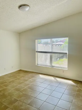 $3,000 | 7093 Middlebury Drive, Unit 7093, Boynton Beach, FL 33436