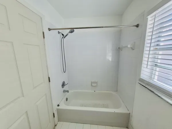 $3,000 | 7093 Middlebury Drive, Unit 7093, Boynton Beach, FL 33436