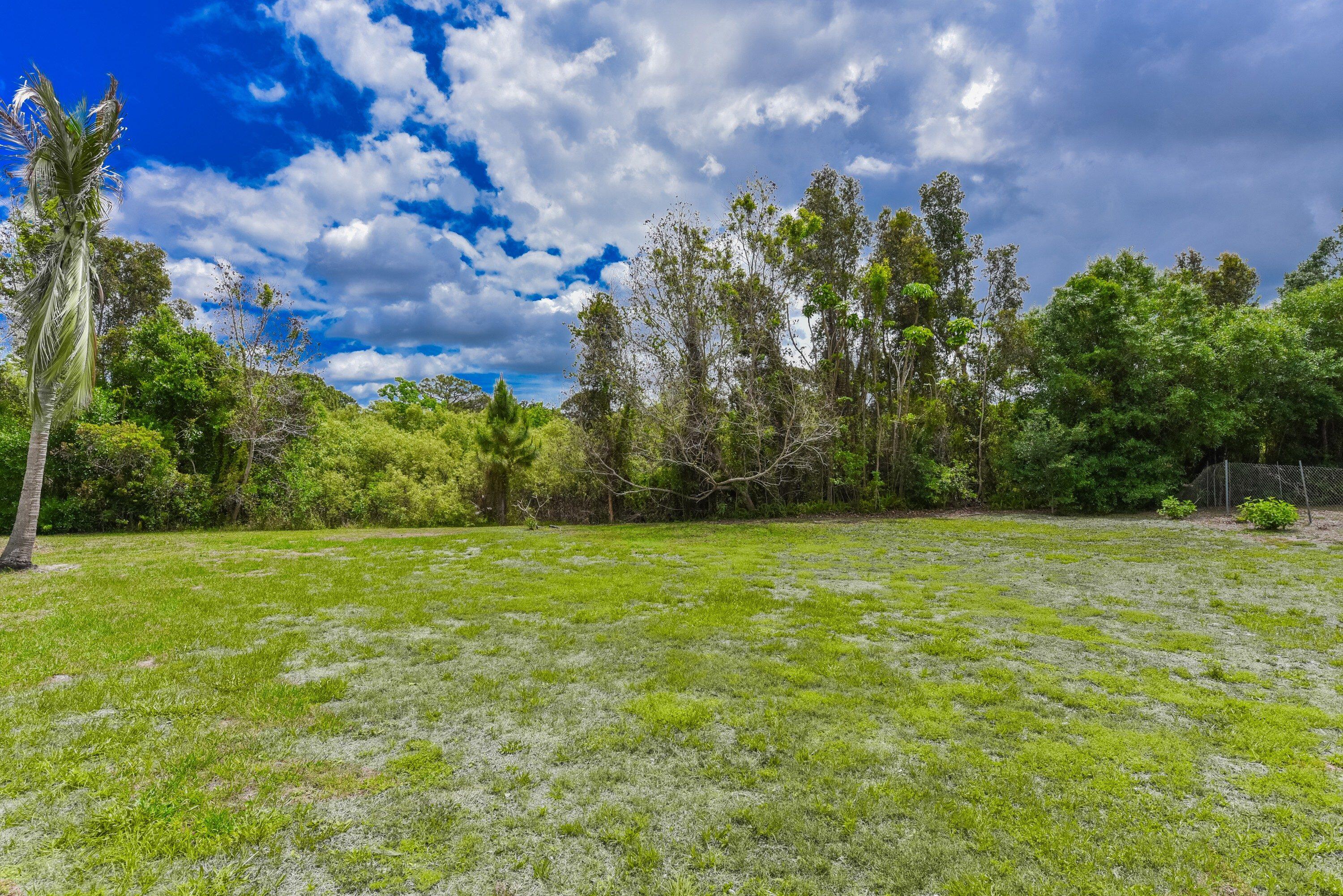 2094 Southwest Pitts Terrace Stuart, FL 34997 - Photo 30 of 43 2094 SW Pitts Terr-009-009-3000x2003