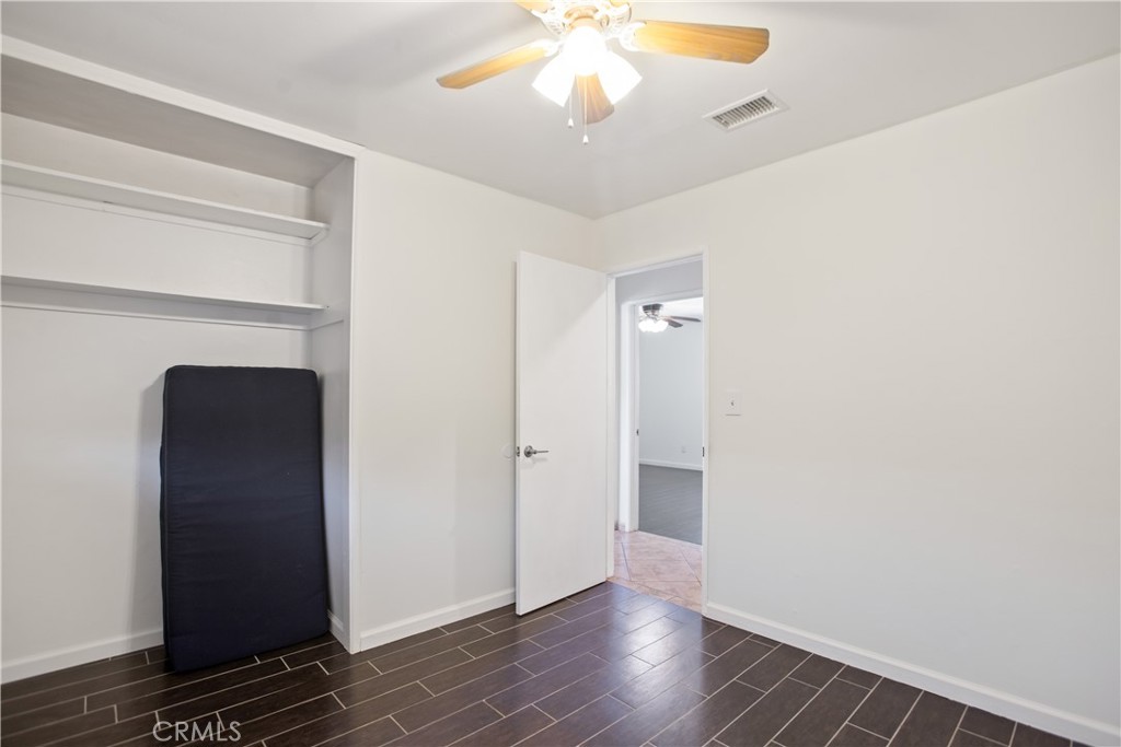 979 North Gardena Avenue Rialto, CA 92376 - Photo 19 of 33