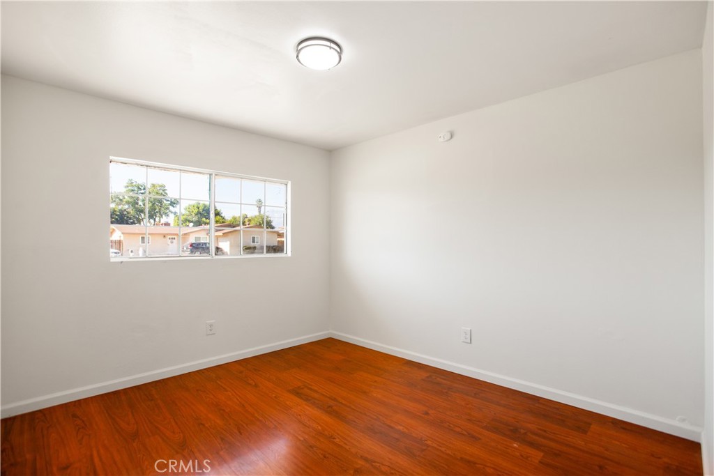 979 North Gardena Avenue Rialto, CA 92376 - Photo 20 of 33