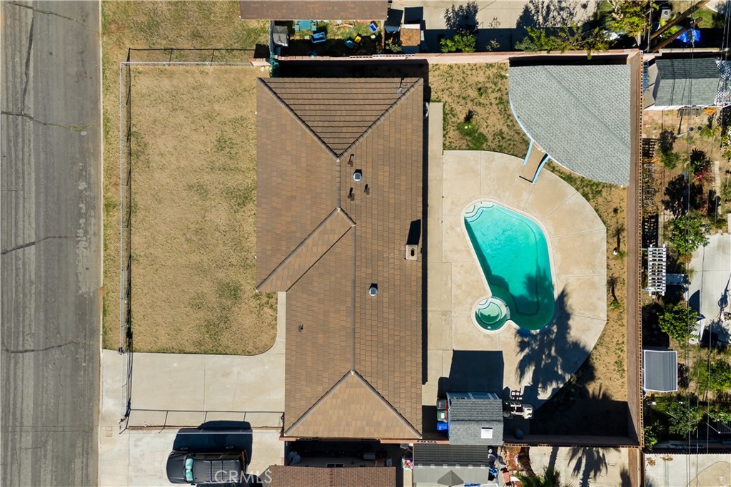 979 North Gardena Avenue Rialto, CA 92376 - Photo 29 of 33