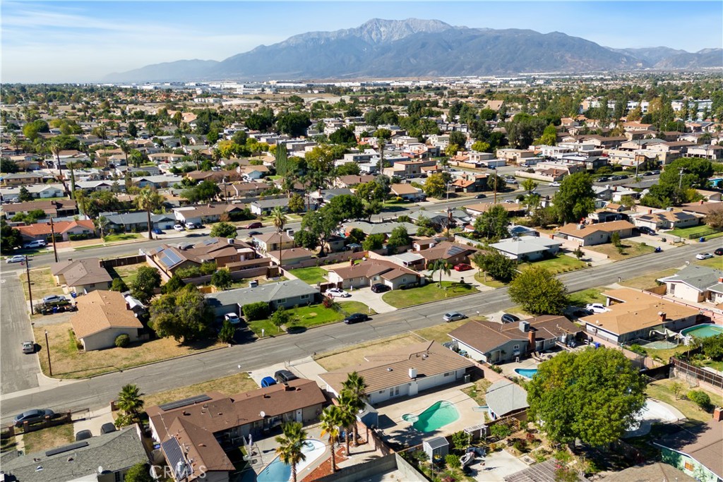 979 North Gardena Avenue Rialto, CA 92376 - Photo 33 of 33