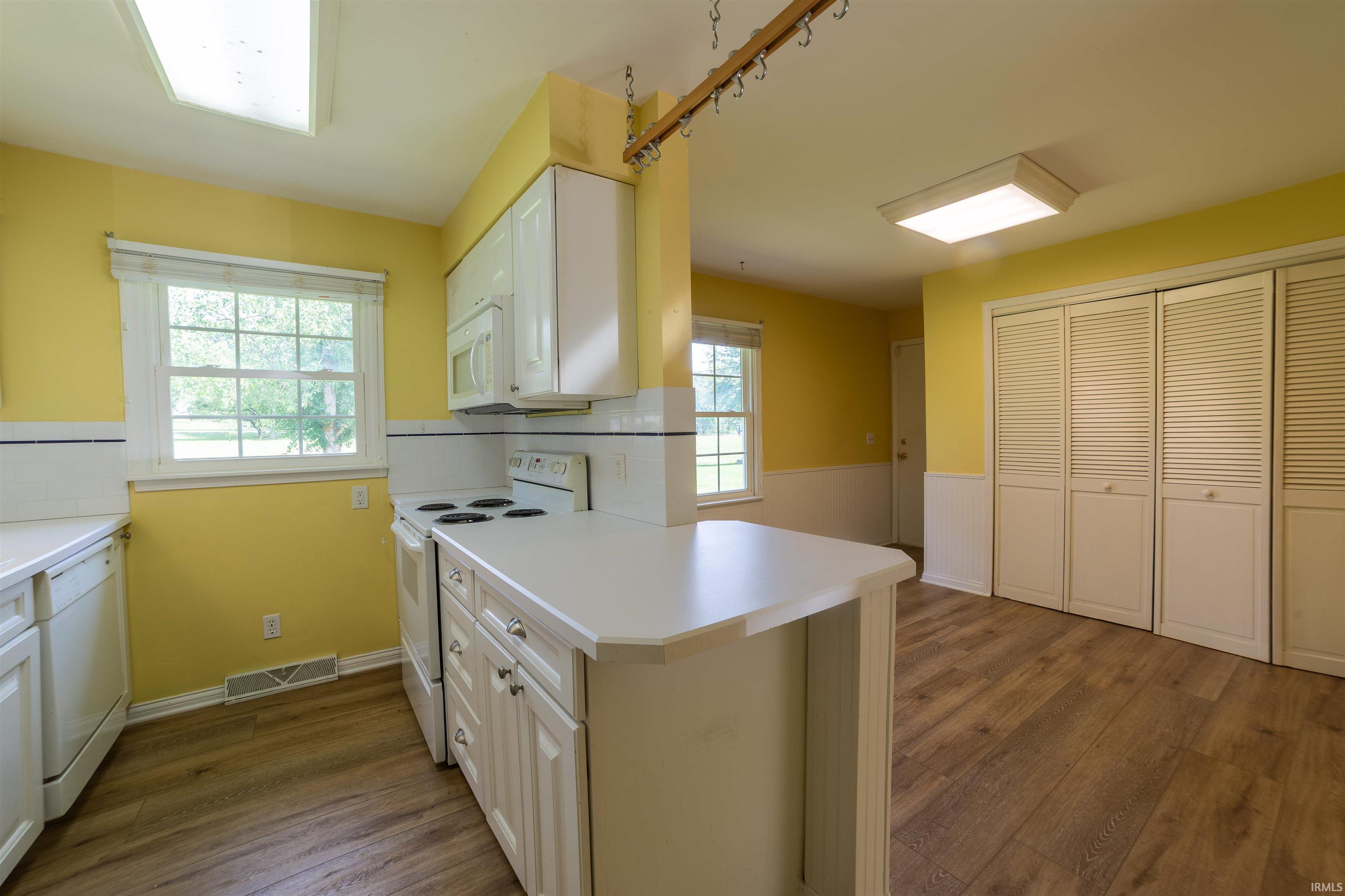 1588 Bawel Road Boonville, IN 47601 - Photo 11 of 43