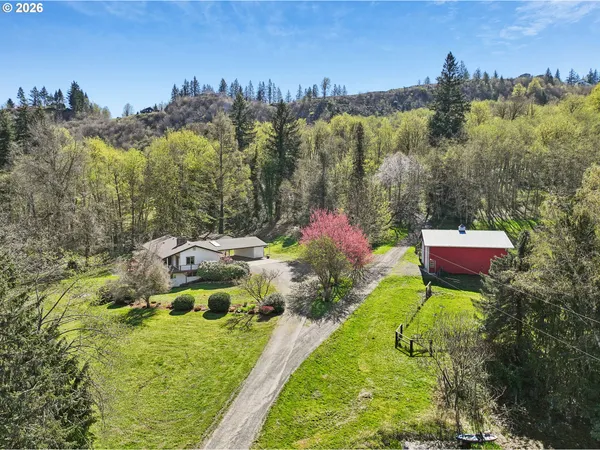 $1,100,000 | 18617 Northeast 399th Street, Amboy, WA 98601